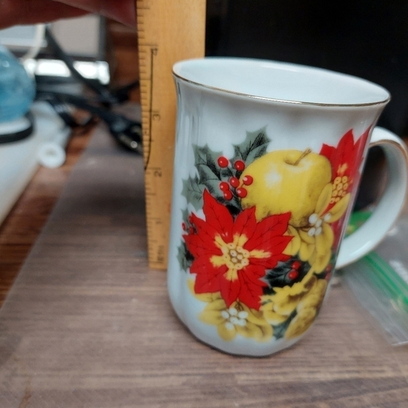 Vintage* 80s Royal Moda 4-cup Porcelain ACE Gift Collection - Picture 6 of 6